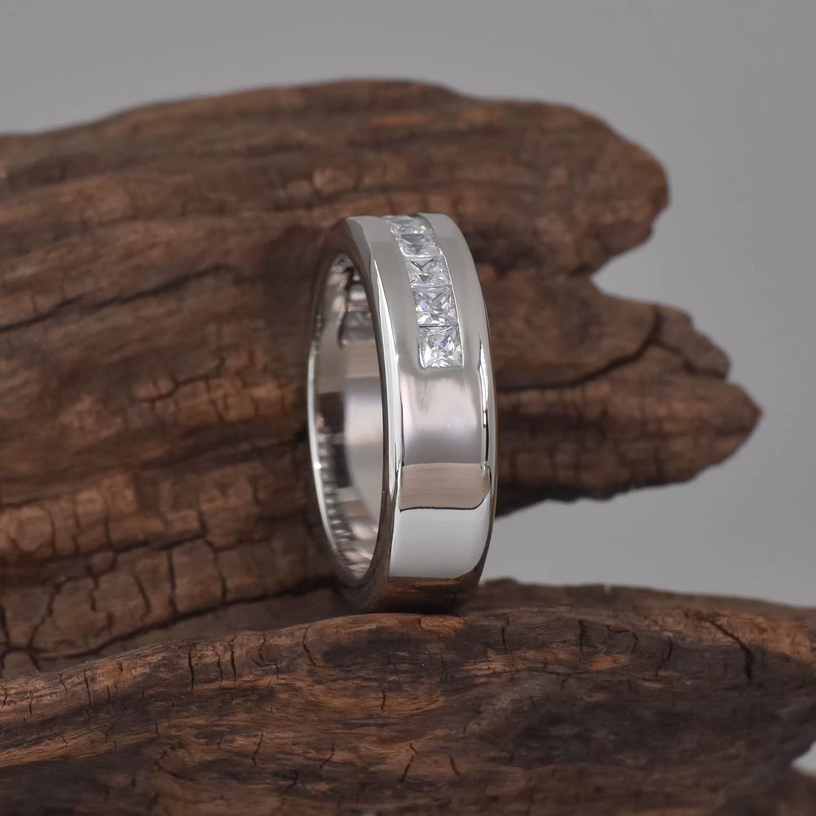 ANILLO DE MOISSANITA PARA HOMBRE DE ALTA CALIDAD